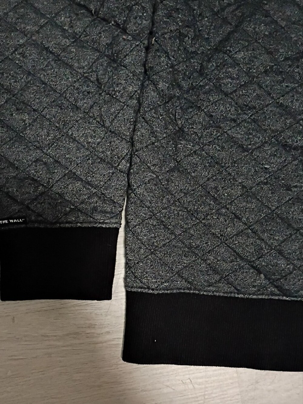 Vans Quilted Hooded Jacket in Dark Gray - Picture 6 of 9